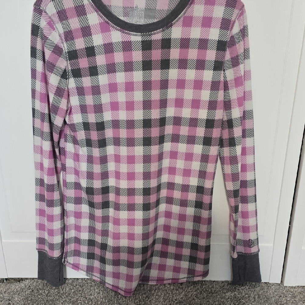 Cuddl Duds Pink and Gray Stretch Thermal Crewneck Medium